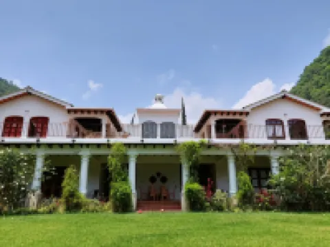 Hotel y Jardines Casa Búho