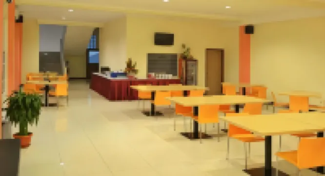 Hotel Kings Kudus Các khách sạn ở Kudus