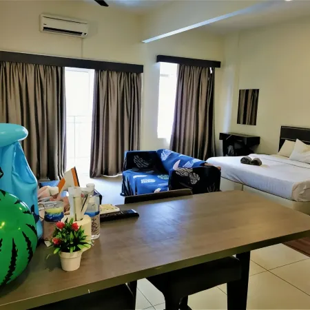 B - Lagoon Water Themepark Suite Melaka Town