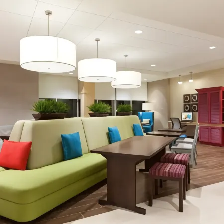 Home2 Suites by Hilton Louisville Airport Expo Center