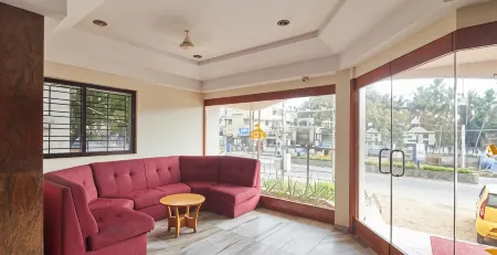 Hotel Samrat Отели в г. Мадурай