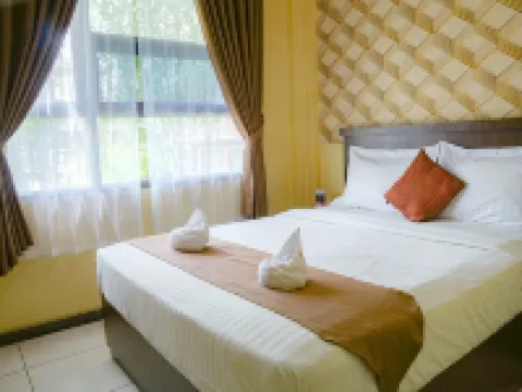 Front One Inn Malang Hotels in Lowokwaru