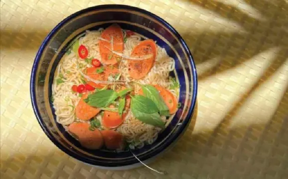 Hotel le Jardin Secret Saigon Отели рядом с достопримечательностью «Здание городского совета»