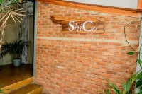 ShiCo Transit Hotel - Inns