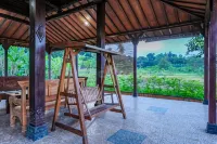 Pondok Daun D Martin Mitra RedDoorz Near UMY