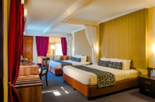 Grand Royal Swiss Hotel โรงแรมใน