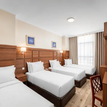 Deyar Al Eiman Hotel Отели рядом с достопримечательностью «Кладбище Баки»