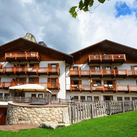 Foresto Holiday Apartments - Piscina, Spa e Relax