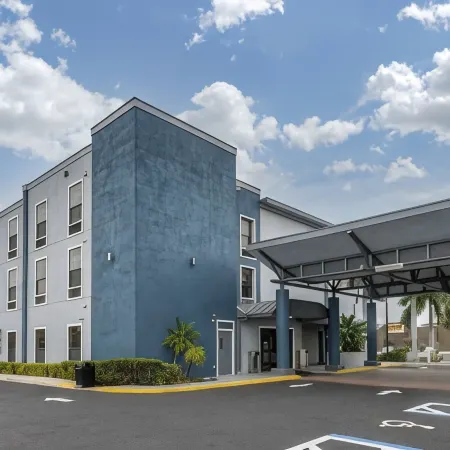 Best Western Plus Bradenton Gateway Hotel