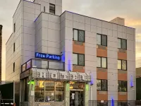 Umbrella Hotel Brooklyn Hotels near Bensonhurst Park