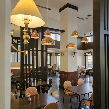 Songphanburi Hotel