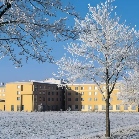 Sunday Hotel Hannover Отели рядом с достопримечательностью «Киршроде»