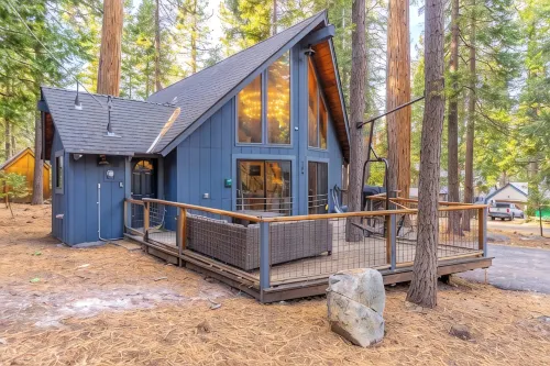 West Shore Tahoe Cabin - Loft Movie Nights Pets - Wifi