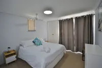 Waterfront Apartments Unit 1 - ที่มีที่จอดรถ