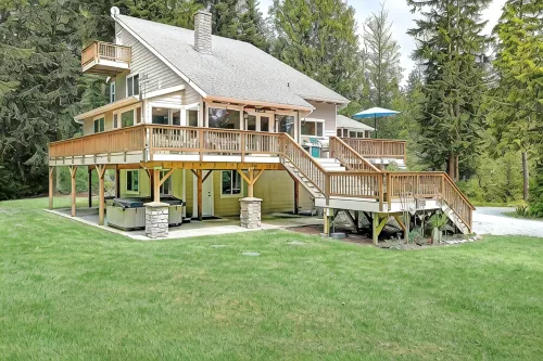 Come and enjoy our Cozy Coastal Cabin
