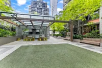 Unbeatable Convenience 2BR – SouthernCross CBD Gateway - New