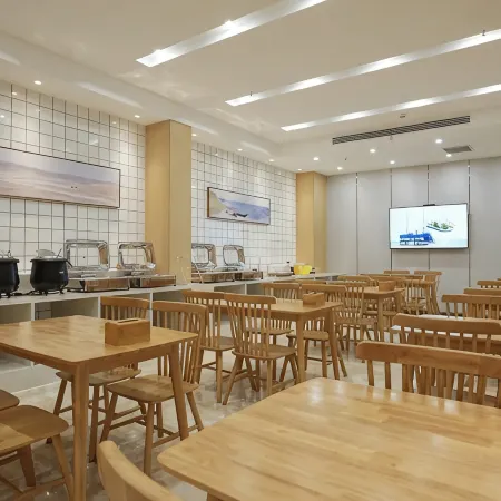 Lizun Haoting Hotel (Hebi Love City)