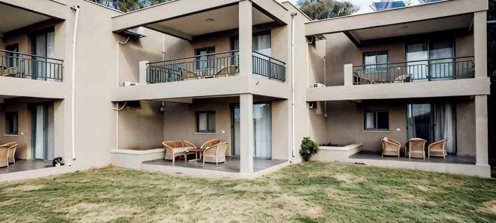 Nes Ammim Hotel アッコのホテル