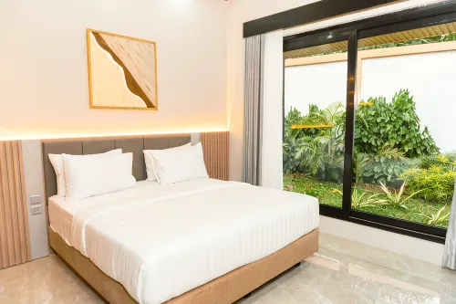 The Emirio Hotel & Cottage