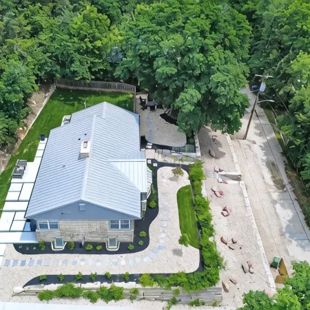PRIDE ROCK Luxury Retreat