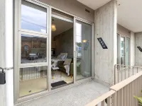 Petone City Studio with Balcony 下哈特住宿飯店