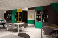ذا سوشيال هاب باريس لا ديفينس