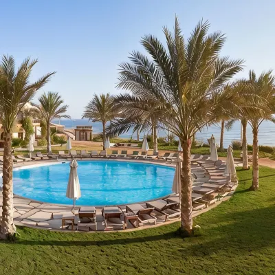Dahab Paradise Hotels near gold beach