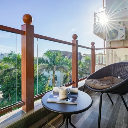 Ouxia Mediterranean Hotel (Beihai Yintan International Passenger Port Branch)