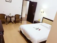 Zhangping Dongyuan Inn