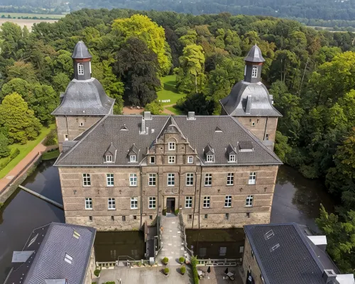 Schlosshotel Hugenpoet Hotels in Essen