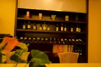 โรงแรมนานาชาติจินหลง - ที่มีบาร์