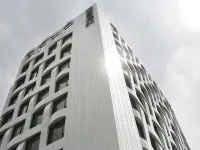 Starhaus Hotel Hotels near Spring and Autumn Pavilion