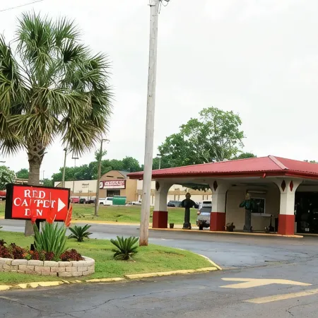 Red Carpet Inn - Natchez