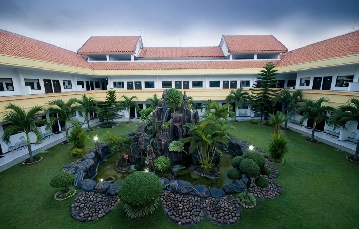 Hotel Sinar 2