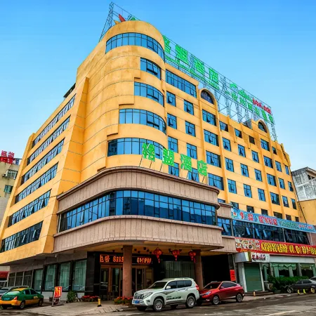 GreenTree Alliance Hotel (Cenxi Guangnan Road Ronghu)