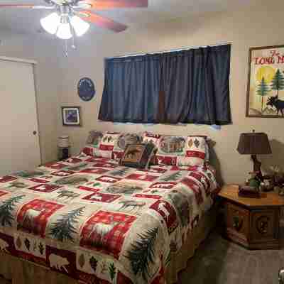 Pinetop Country Club-12 Person Luxury Getaway- Escape the heat in Luxury! Rooms