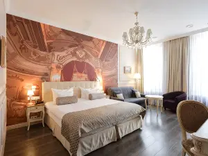 Galunov Hotel