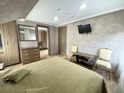 Hotel Complex Edem Hotel - 停車場
