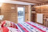 Chalets NEUF Spa Panoramiques des 3 Vallées SAUNA, HAMMAM, SWIMMING POOL, CINEMA, DISCO - Hytter