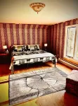 Summerhaven. Spacious & Pet-friendly.