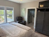 Outdoor living at its best with new construction, pet friendly and water views Hotels in Cedar Point