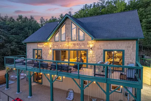 Apple-Achian Point • Hot Tub, Sauna, Views • Sleeps 15 - Chalets
