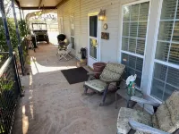 Opa's House a Tranquill Cabin on Edge of Town (Pet Friendly)