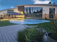 Fabulous 3 Bedroom Static Caravan at Billing Aquadrome - Pool