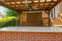 Lakefront Home for Families & Groups – Private Pool, BBQ, Kayaks, Fishing - 4 stjerner