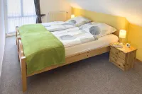 Idyllic fisherman's house, modern and friendly, close to the beach