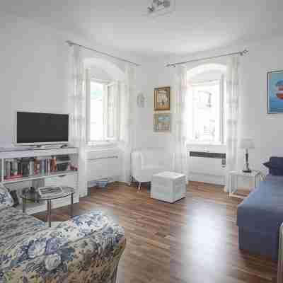 Lovely one bedroom apartment for 3 on the main Hvar town square Others