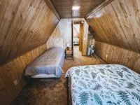 Croll Cabins-DeSpain Schoolhouse-#1 on Vallecito Lake. Newly Renovated!