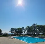 Sea Glass Beach House!  Large sand beach, dock and hot tub! Pets welcome! - Beach