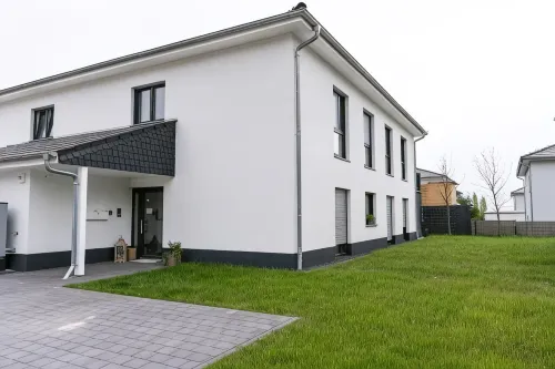 Moderne & Familienfreundliche Ferienwohnung am Goitzschesee